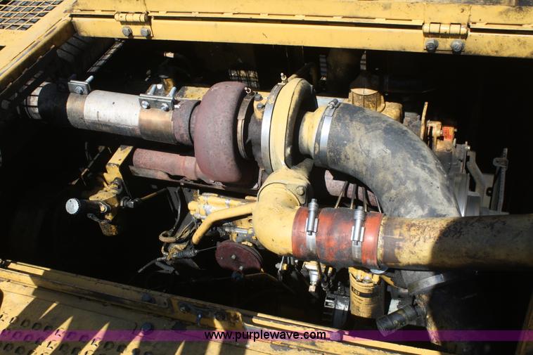 image for item B6572 1994 Caterpillar 350L excavator