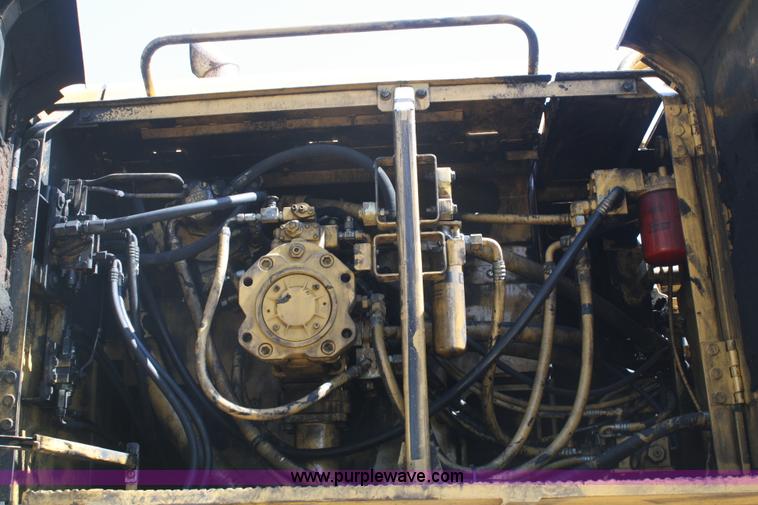 image for item B6572 1994 Caterpillar 350L excavator