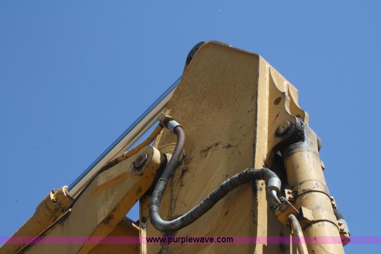 image for item B6572 1994 Caterpillar 350L excavator