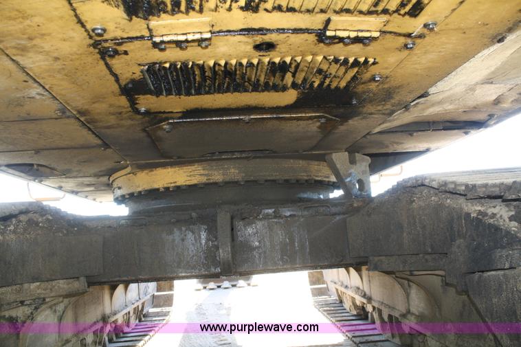 image for item B6572 1994 Caterpillar 350L excavator