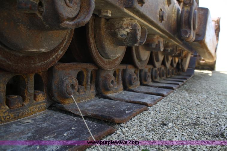 image for item B6585 1975 Caterpillar D5 dozer