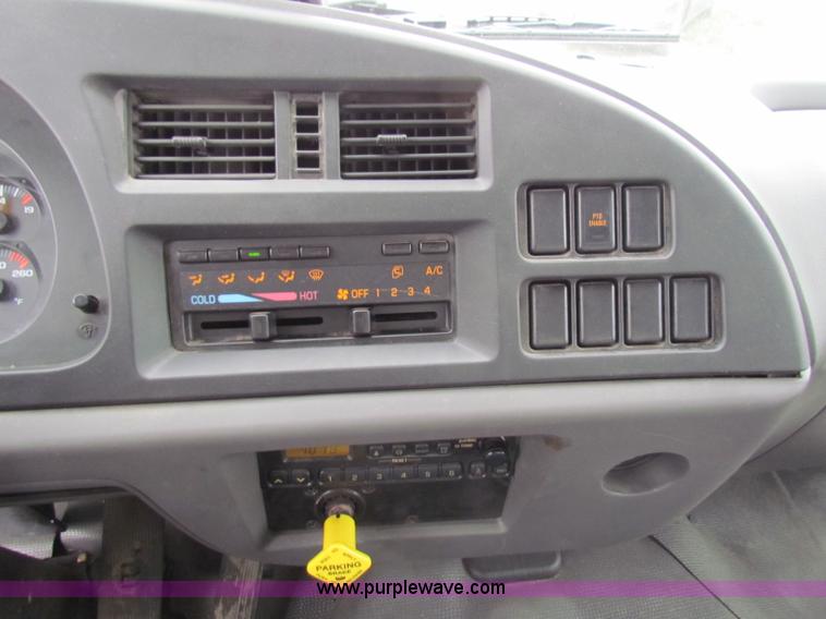 image for item B7225 2006 GMC T8500 paint striper truck