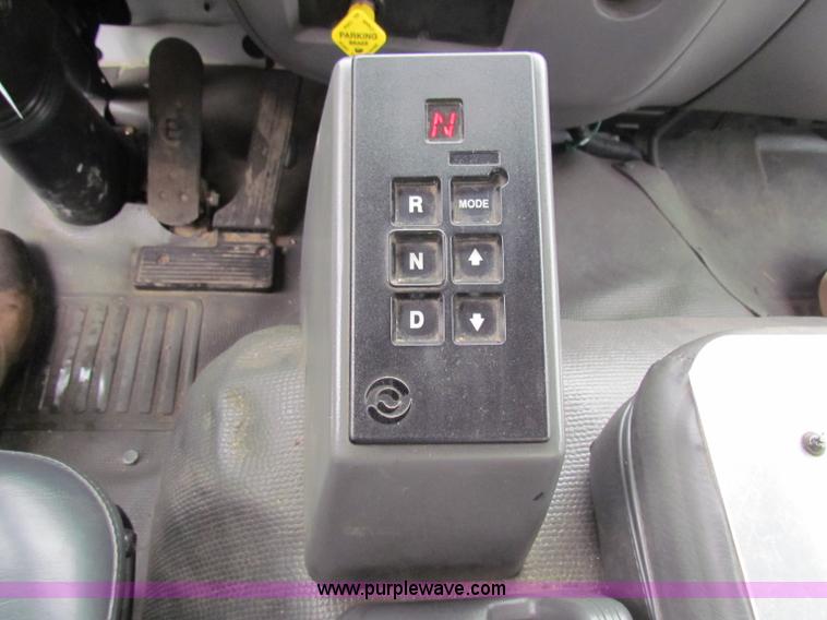 image for item B7225 2006 GMC T8500 paint striper truck