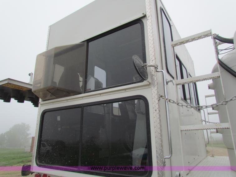 image for item B7225 2006 GMC T8500 paint striper truck