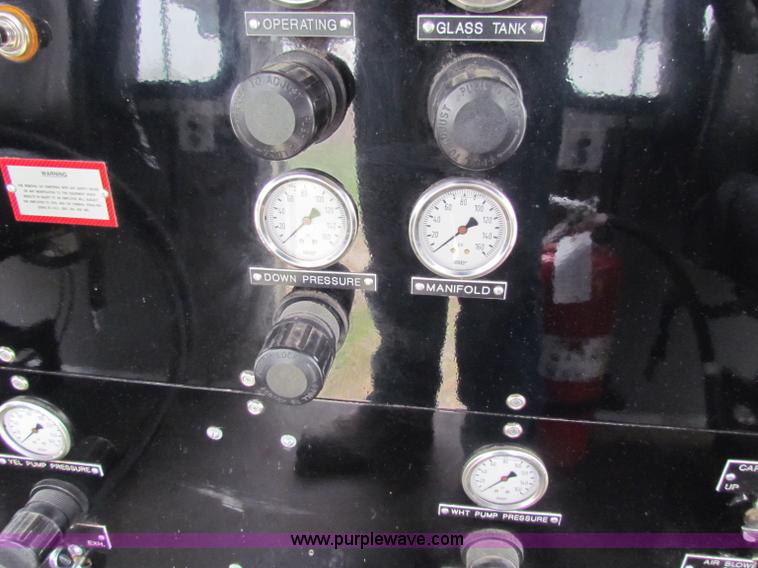 image for item B7225 2006 GMC T8500 paint striper truck