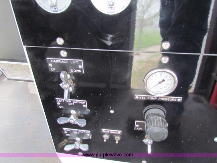 image for item B7225 2006 GMC T8500 paint striper truck