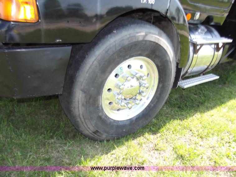 image for item B9207 1988 White WCA 647 vac truck