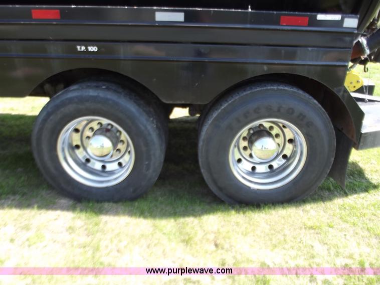 image for item B9207 1988 White WCA 647 vac truck