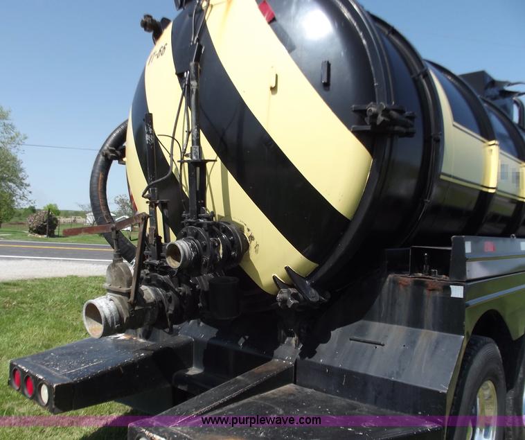 image for item B9207 1988 White WCA 647 vac truck