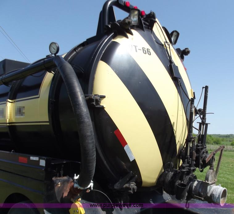 image for item B9207 1988 White WCA 647 vac truck