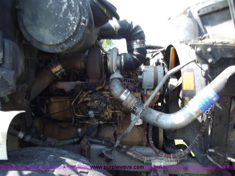 image for item B9207 1988 White WCA 647 vac truck