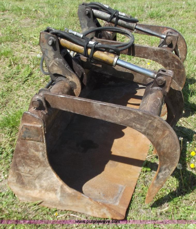 image for item B9209 60" skid steer grapple bucket
