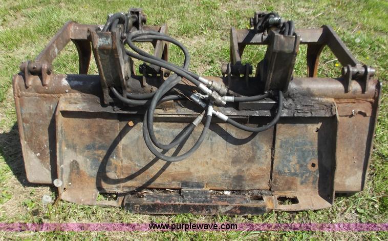 image for item B9209 60" skid steer grapple bucket