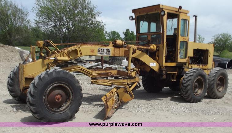 image for item C2031 Galion T-500A motor grader