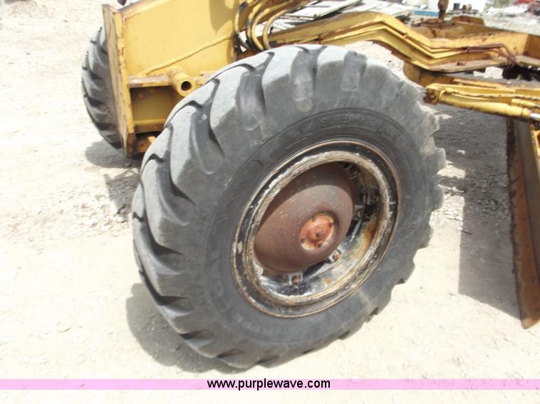 image for item C2031 Galion T-500A motor grader