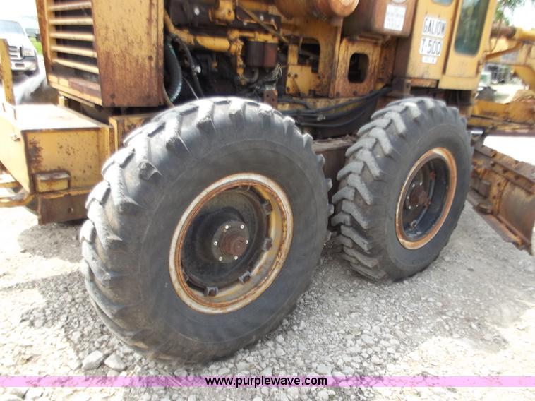 image for item C2031 Galion T-500A motor grader