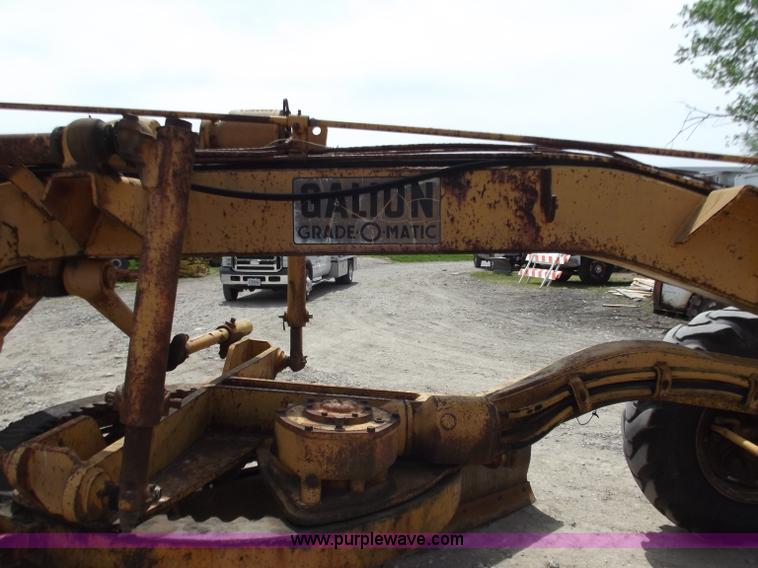 image for item C2031 Galion T-500A motor grader