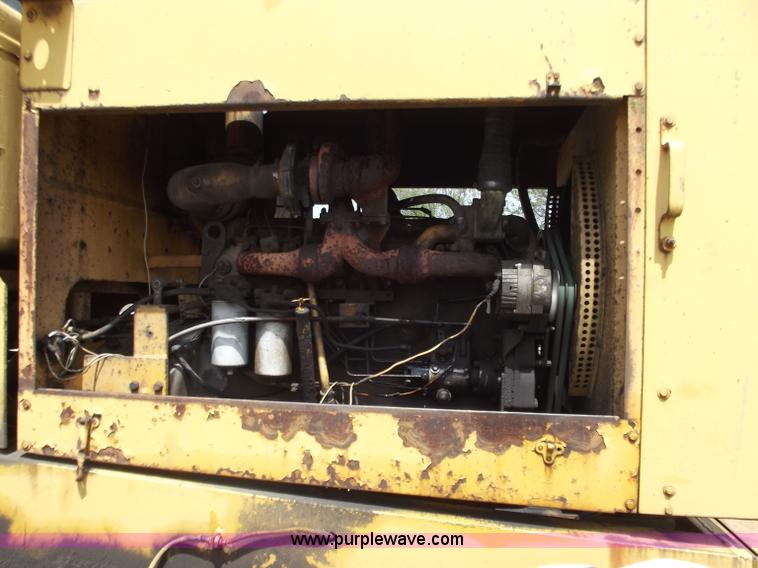 image for item C2031 Galion T-500A motor grader