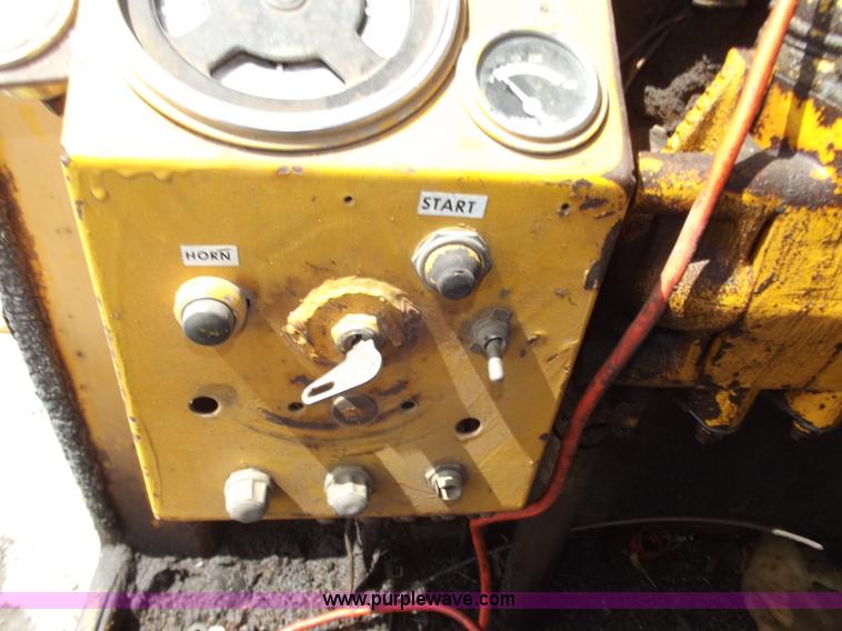 image for item C2031 Galion T-500A motor grader