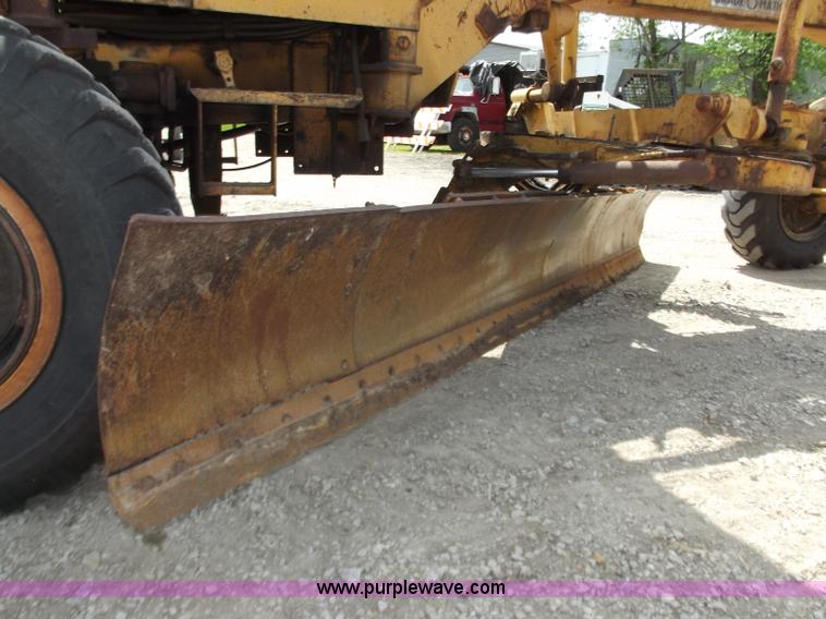 image for item C2031 Galion T-500A motor grader