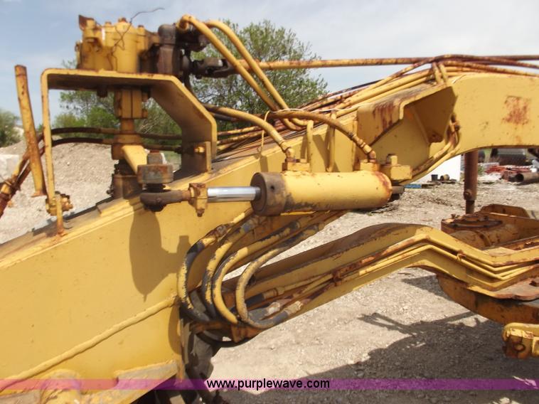 image for item C2031 Galion T-500A motor grader