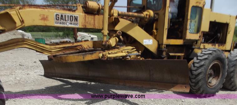 image for item C2031 Galion T-500A motor grader