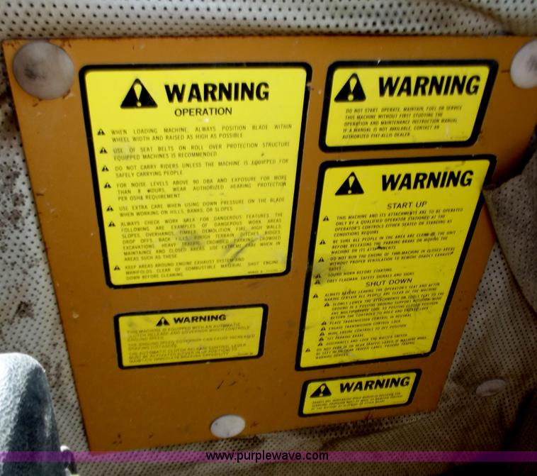 image for item C2035 1990 Fiat Allis FG75 articulating motor grader