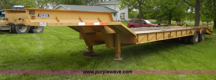 image for item C4473 1984 Holden 40' lowboy trailer