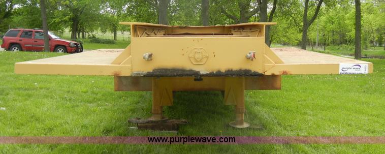 image for item C4473 1984 Holden 40' lowboy trailer