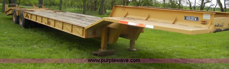 image for item C4473 1984 Holden 40' lowboy trailer