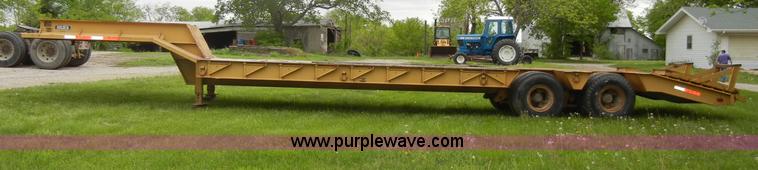 image for item C4473 1984 Holden 40' lowboy trailer