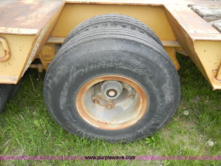image for item C4473 1984 Holden 40' lowboy trailer