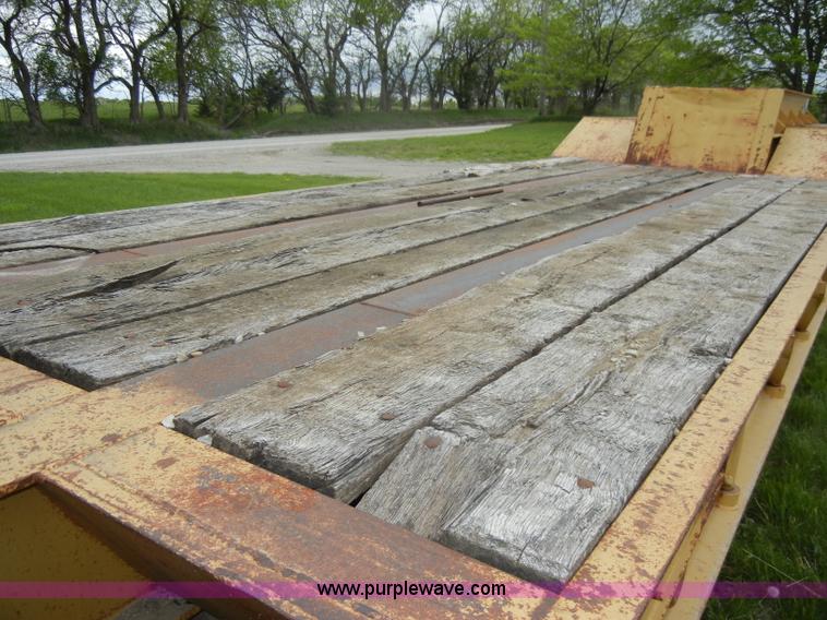 image for item C4473 1984 Holden 40' lowboy trailer