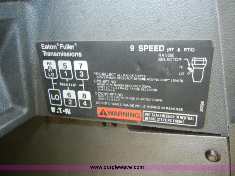 image for item C4474 1994 Mack CH613 semi truck