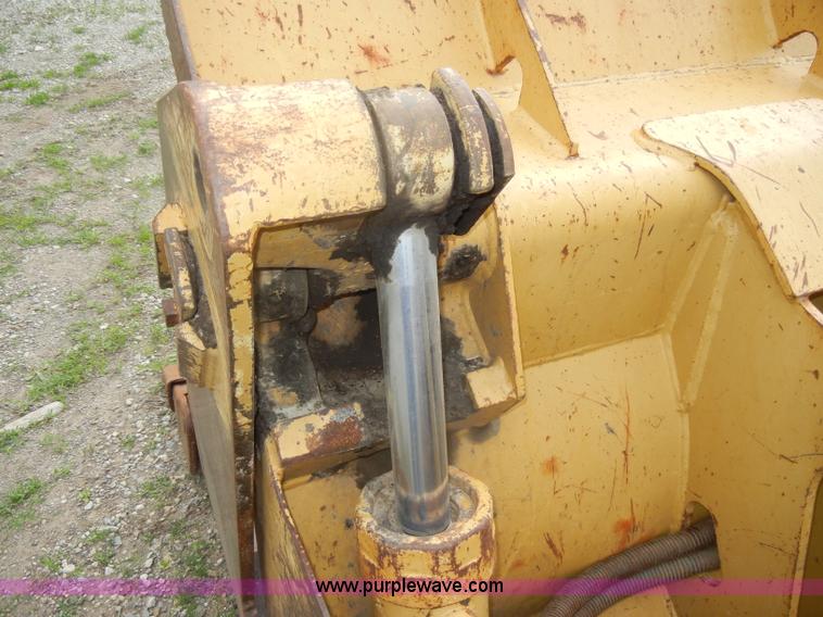 image for item C4475 1997 Caterpillar 953C track loader
