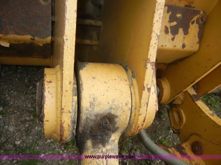 image for item C4475 1997 Caterpillar 953C track loader