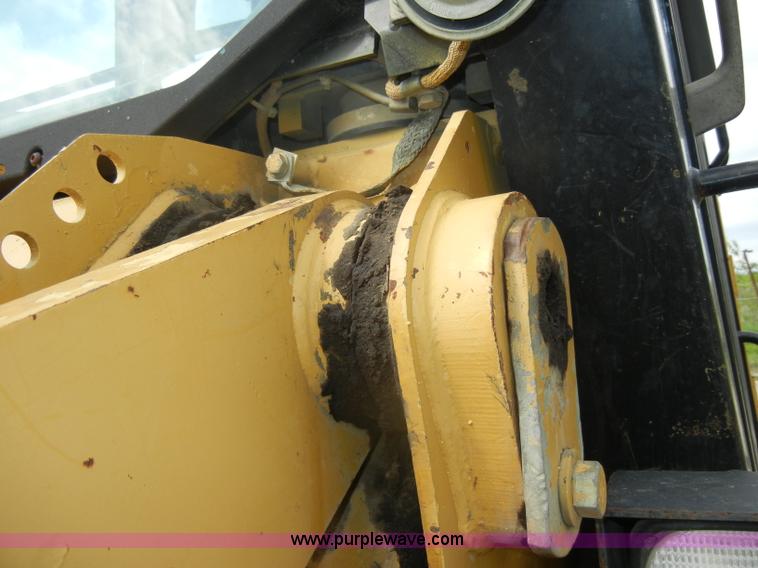 image for item C4475 1997 Caterpillar 953C track loader
