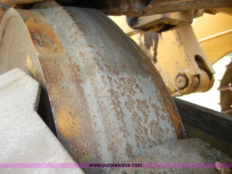 image for item C4475 1997 Caterpillar 953C track loader