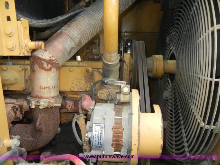 image for item C4475 1997 Caterpillar 953C track loader