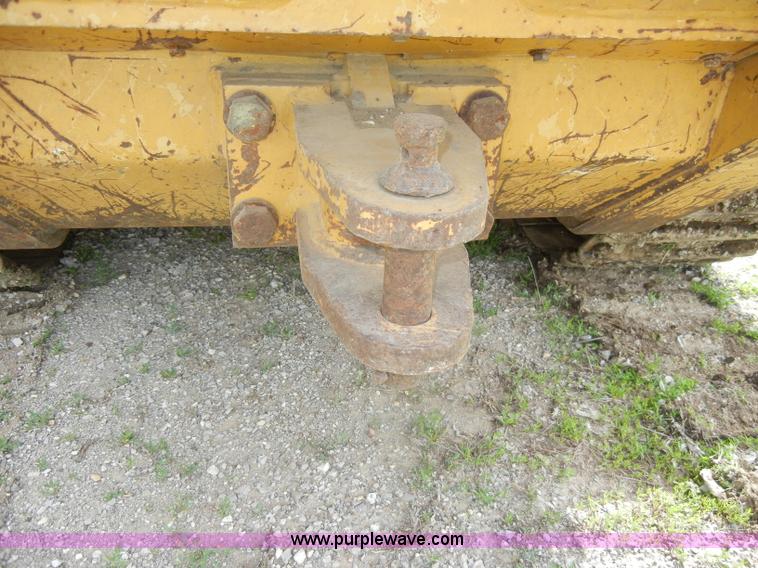 image for item C4475 1997 Caterpillar 953C track loader