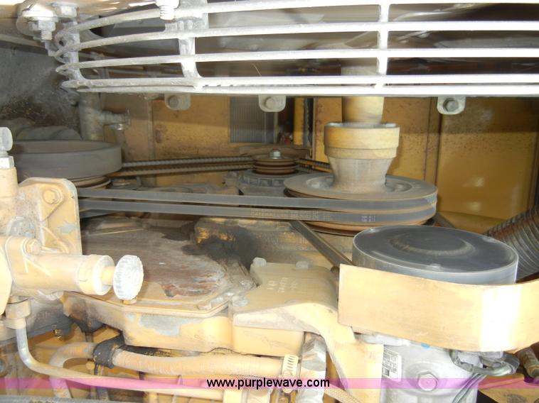 image for item C4475 1997 Caterpillar 953C track loader