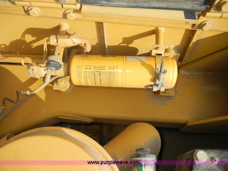 image for item C4475 1997 Caterpillar 953C track loader