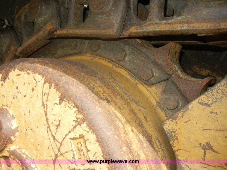 image for item C4475 1997 Caterpillar 953C track loader