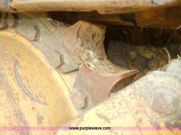 image for item C4475 1997 Caterpillar 953C track loader