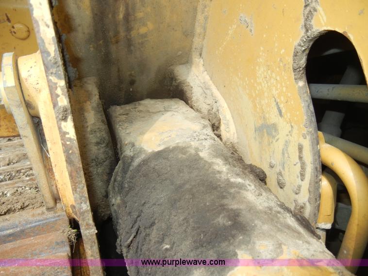 image for item C4475 1997 Caterpillar 953C track loader