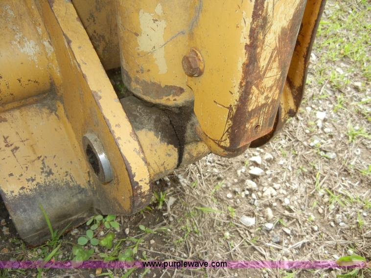 image for item C4475 1997 Caterpillar 953C track loader