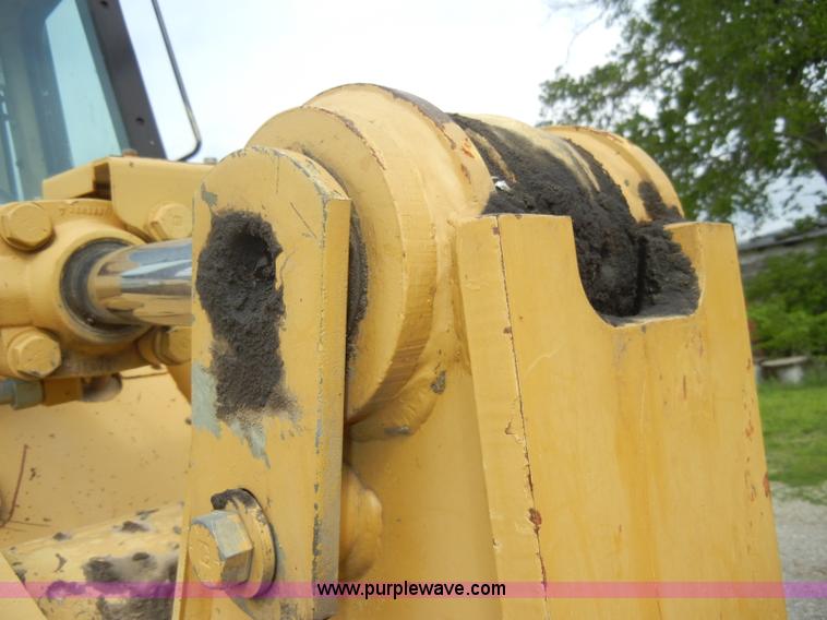 image for item C4475 1997 Caterpillar 953C track loader