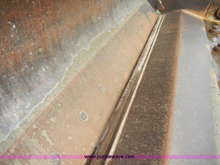 image for item C4475 1997 Caterpillar 953C track loader