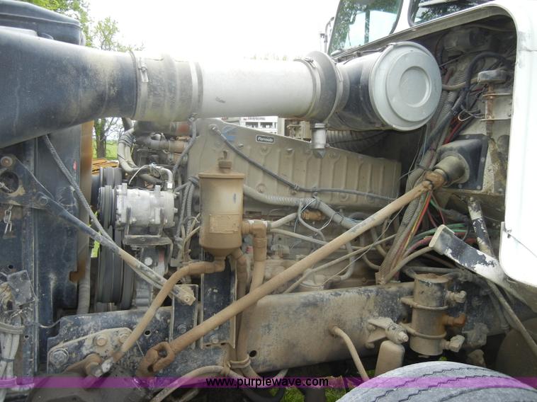 image for item C4478 1987 Freightliner FLC-64T dump truck