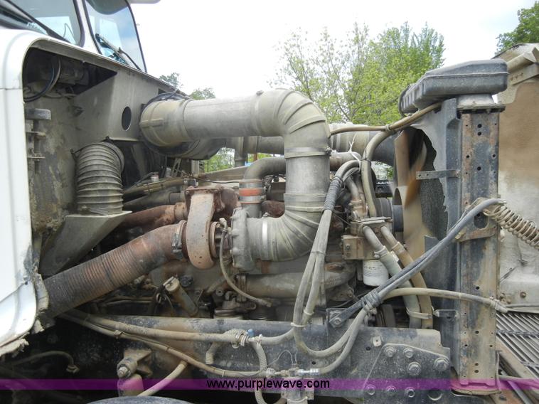 image for item C4478 1987 Freightliner FLC-64T dump truck